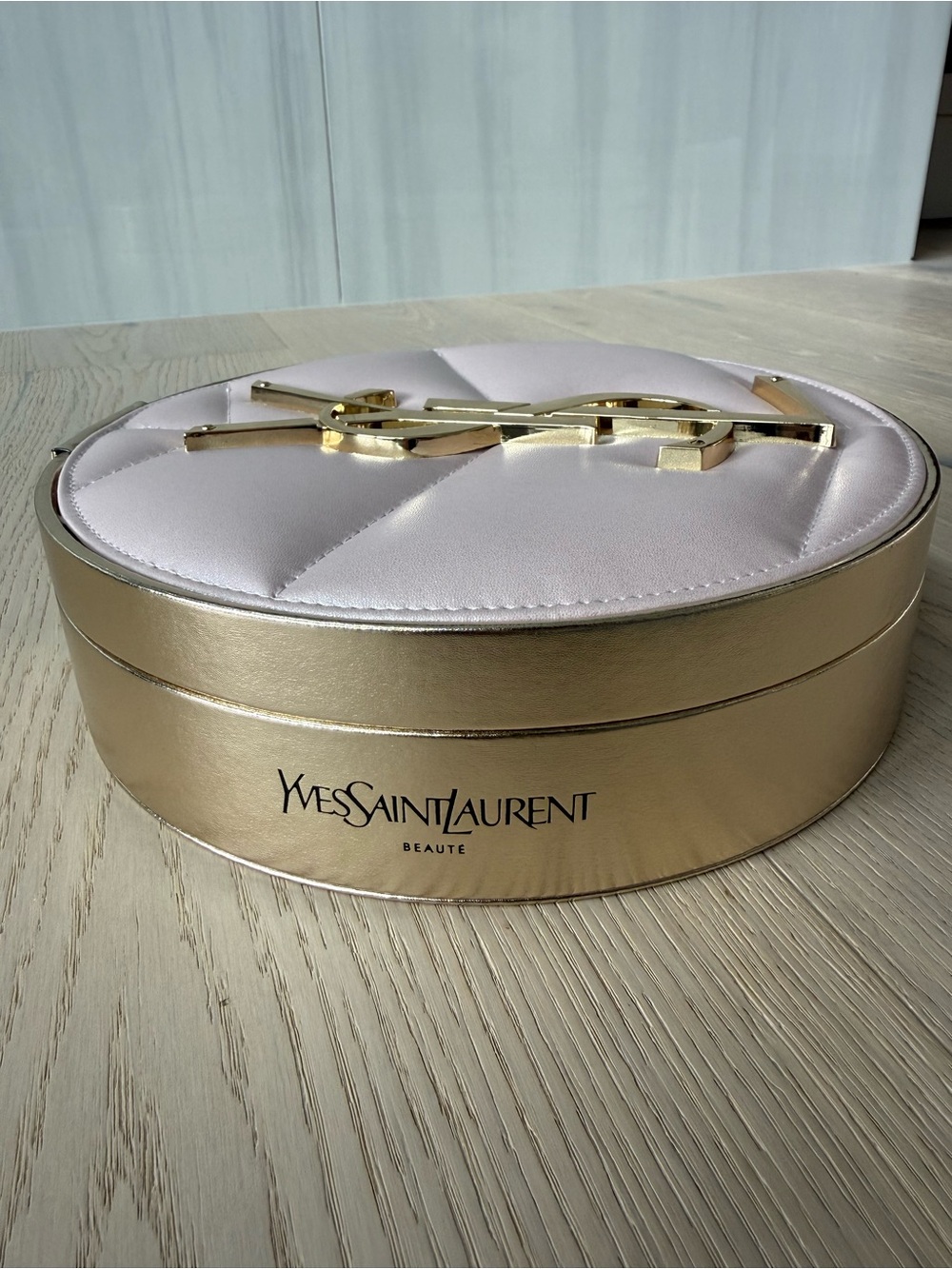 Saint Laurent make-up and jewelry box - Picture 2 of 5